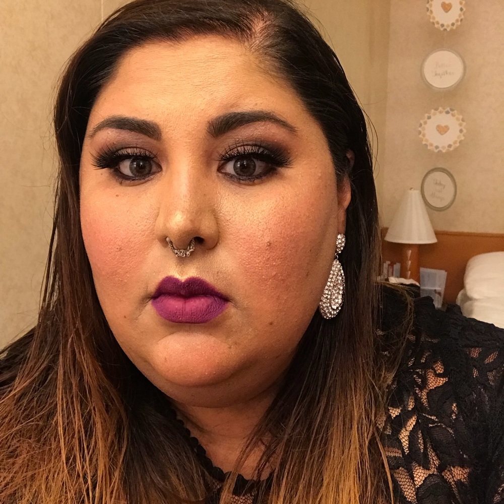 Meet your Posher, Zenya